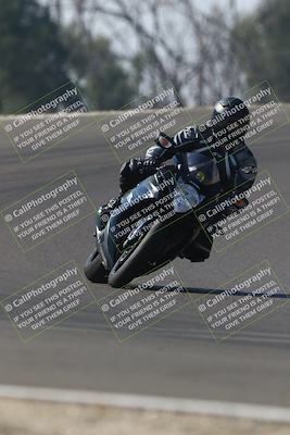 media/Nov-01-2025-TrackDaz (Sat) [[2b4d5192bc]]/C Group/1240pm (Turn 2 Outside)/